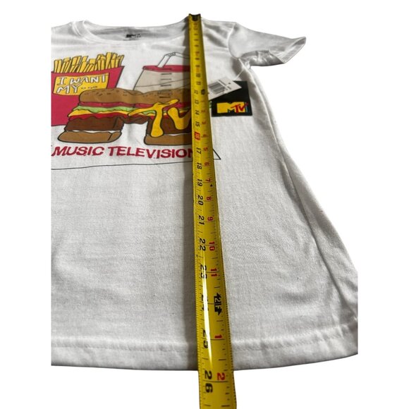 MTV Women's I want My MTV T-Shirt Burger Fries Retro White Medium - Picture 6 of 6